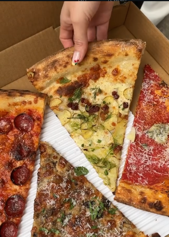 Montreal-Style Crosta Pizza: A Crispy Masterpiece